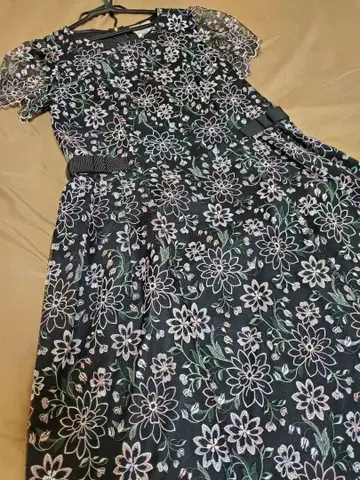 로즈 티아라 꽃무늬 레이스 자수 원피스 42