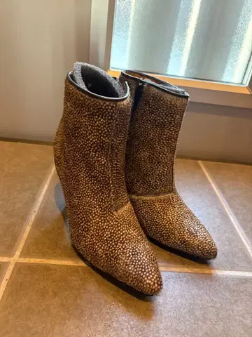 Tatoosh 하이힐 부츠 송치 36 사이즈