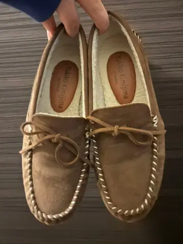 Kujiko Kimijima 브라운 모카신