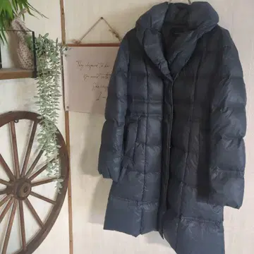 22 옥테이블 다크 그레이 다운 자켓