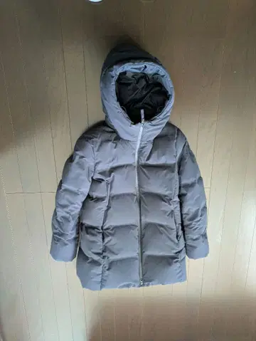 UNIQLO 네이비 후드 부착 다운 자켓 M 사이즈