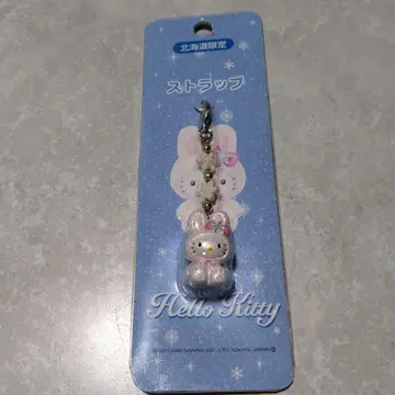 홋카이도 한정 헬로키티 눈토끼 스트랩