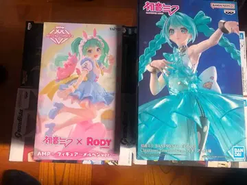 하츠네 미쿠 피규어 2점 세트