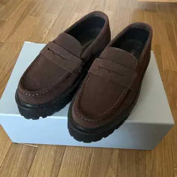 두지엠 클라세 카미난도 로퍼 35 새상품급