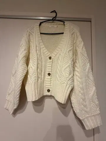 niko and - 아이보리 가디건 03