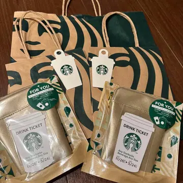 스타벅스 홀리데이 2025 스타벅스 미니 파우치 기프트 샴페인 골드