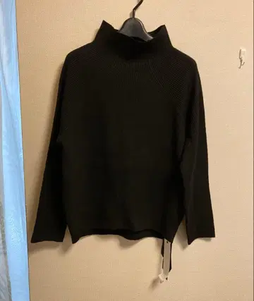 [ MICALLE MICALLE/미카레미카레 ] 터틀 니트 블랙