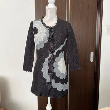 새상품급 노코오노 플리츠 자켓