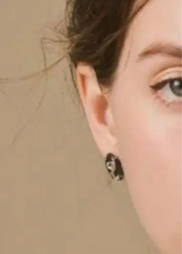 agete 래브라도 라이트 오벌 귀걸이