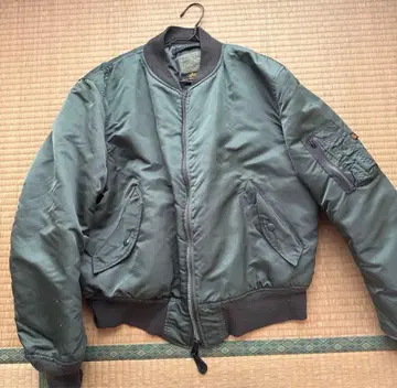 ALPHA INDUSTRIE MA-1 USA 남성용 L 세이지 그린