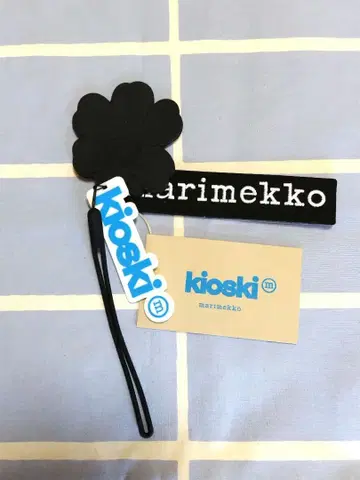 마리메꼬 Marimekko Kioski 참 키링