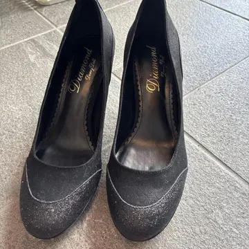 Diamond 블랙 하이힐 펌프스 M