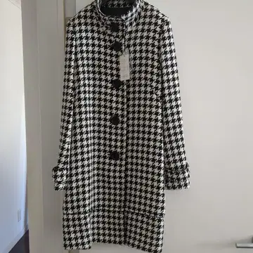 롱 코트 하운드투스 패턴
