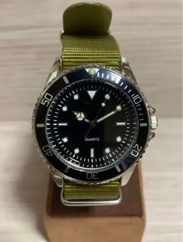 [ 미사용 ] 다이버즈 워치 NATO 벨트 손목시계 쿼츠
