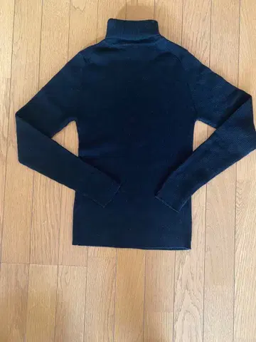 블랙 터틀넥 니트 M