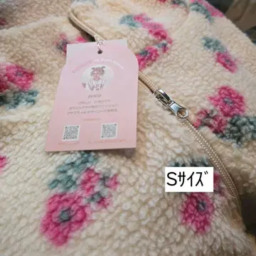 ayano 하프 지퍼 자켓 크림 꽃무늬 보아