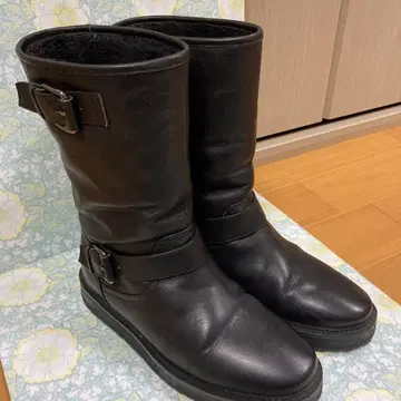 fin 가죽 엔지니어 부츠 블랙 퍼 포함