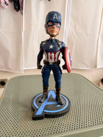 캡틴 아메리카 피규어