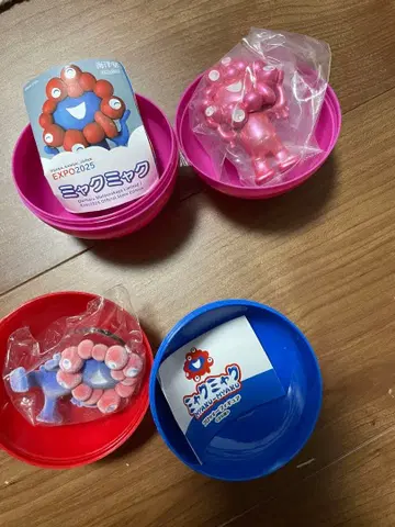 미야쿠미야쿠 캡슐 토이 2세트