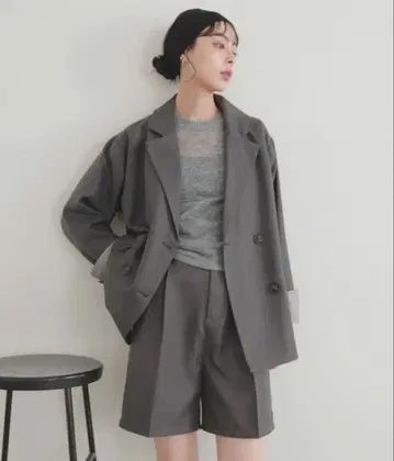 새상품 LIAN 테일러드 자켓