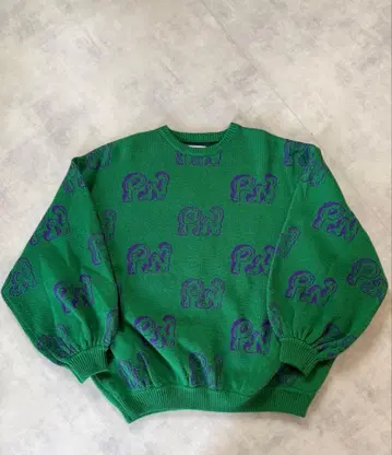 PUNYUS 그린 로고 니트 스웨터