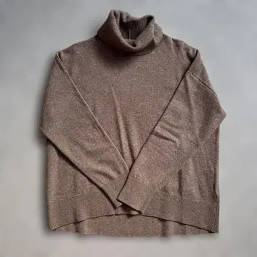 오파크 클립 브라운 터틀넥 니트 38/M