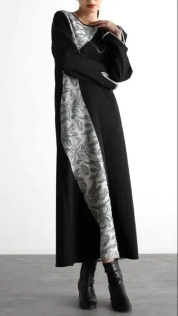 새상품 RADIATE 리프 자카드 원피스