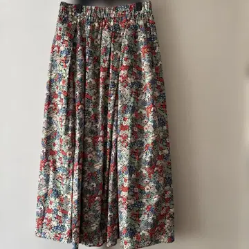 카구레 리버티 프린트 스커트