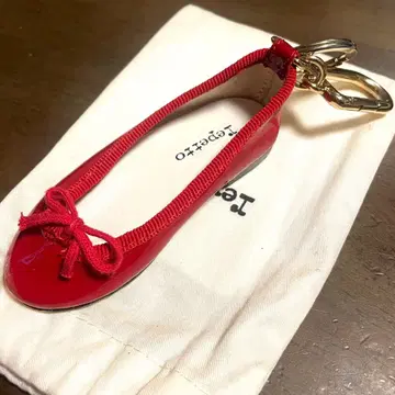 새상품급 레페토 Repetto 발레 슈즈형 키링 빨간색 에나멜