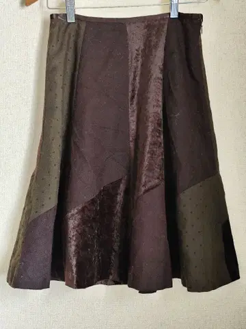 유나이티드 애로우즈 그린 라벨 릴랙싱 절개 플레어 스커트