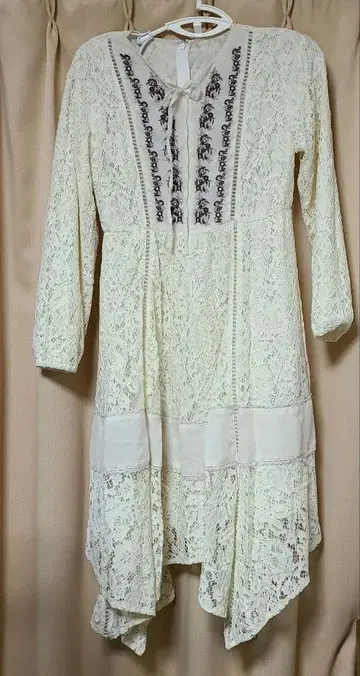 아이보리 레이스 원피스 긴팔
