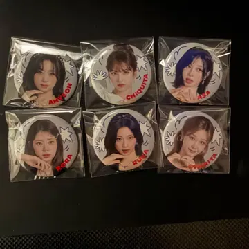 BABYMONSTER 팝업 한정판 캔뱃지 컴프