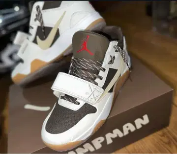 Travis Scott 점프맨 잭 28cm