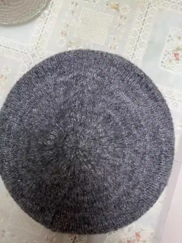 그레이 니트 베레모