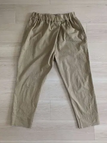 트라바이유 마뉴엘 컴팩트 치노 스트레치 노옴 팬츠 S 사이즈 베이지