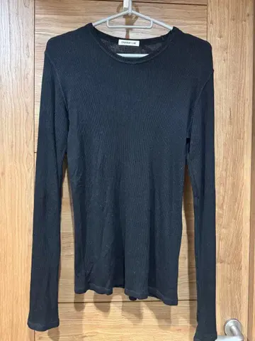 두지엠 클라세 골지 롱 슬리브 풀오버 블랙