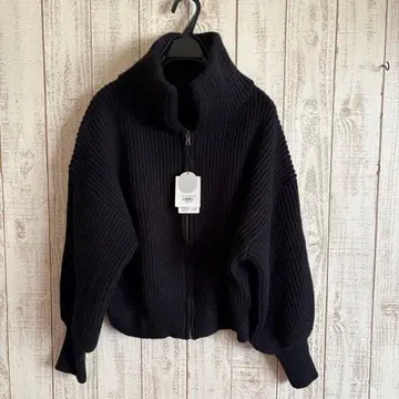 새상품 cloche 크로셰 지퍼 니트 블루종 블랙 점퍼