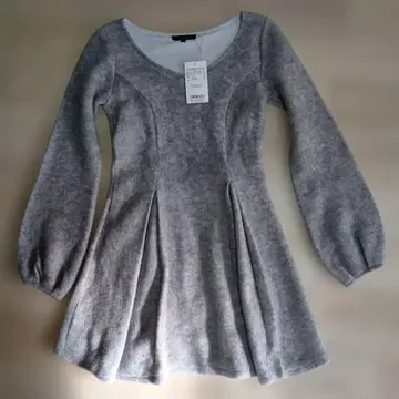 rienda 리엔다 미사용 새상품 후와후와 원피스