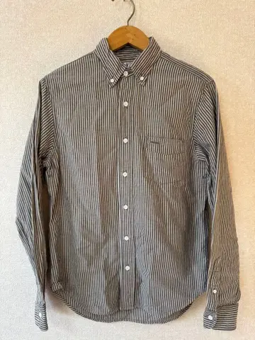 MR HERTS 버튼 다운 스트라이프 셔츠