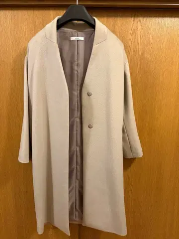 저널 스탠다드 노카라 베이지 롱 코트