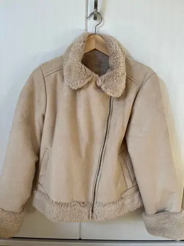 새상품급 INGNI 페이크 무스탕