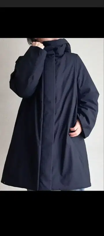 유니클로 하이브리드 다운 코트 블랙 XL