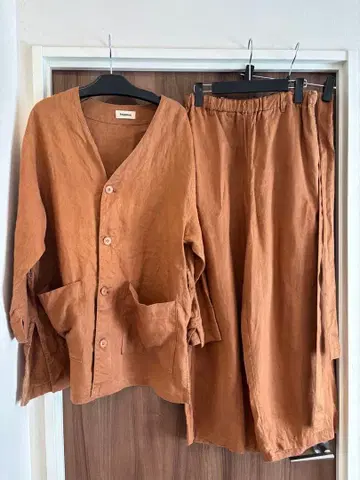 하구무 브라운 셋업