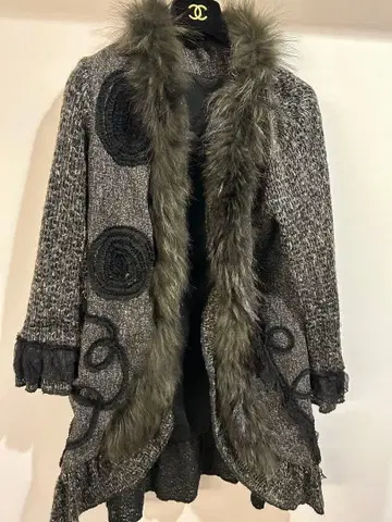 퍼 포함 그레이 계열 니트 롱 코트 니트 가디건 아우터 미사용에 가까움