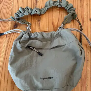 topologie 카키 드로우 스트링 숄더백 1회 사용