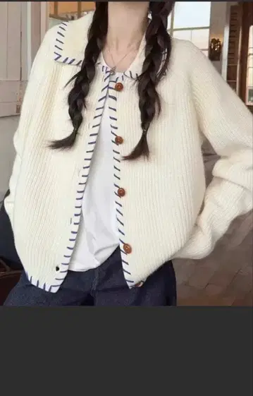 아이보리 스트라이프 옷깃 니트 가디건