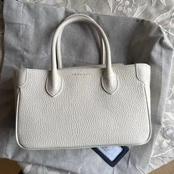 ADMJ 토트백 미사용품