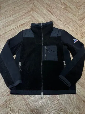 케이프 하이츠 플리스 자켓 블랙 집업