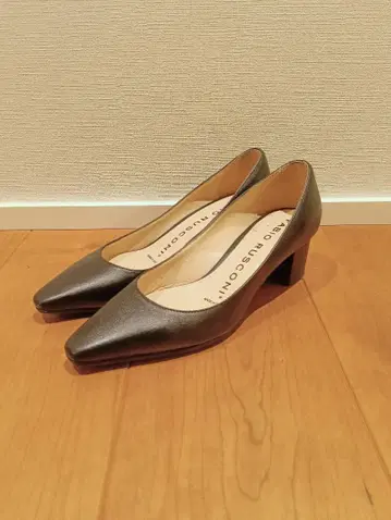 새상품급 FABIO RUSCONI 스틸레토 펌프스 37