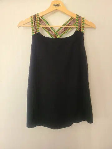 티티카카 탱크탑